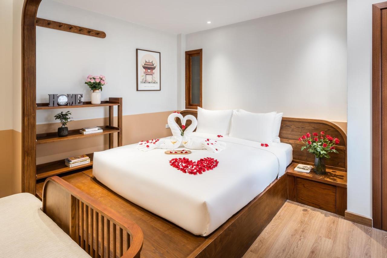 Le Parfum Apartment And Hotel Hanoi Esterno foto