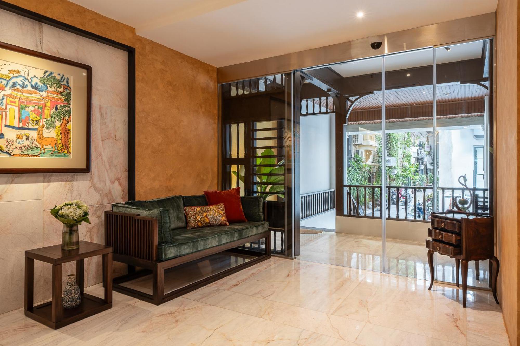 Le Parfum Apartment And Hotel Hanoi Esterno foto